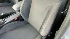 Ford Focus 1.0 EcoBoost 140 ST-Line Navigation 5dr Petrol Hatchback